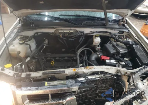 2012 Ford Escape Xlt from USA, damaged, VIN 1FMCU9D76CKC44981